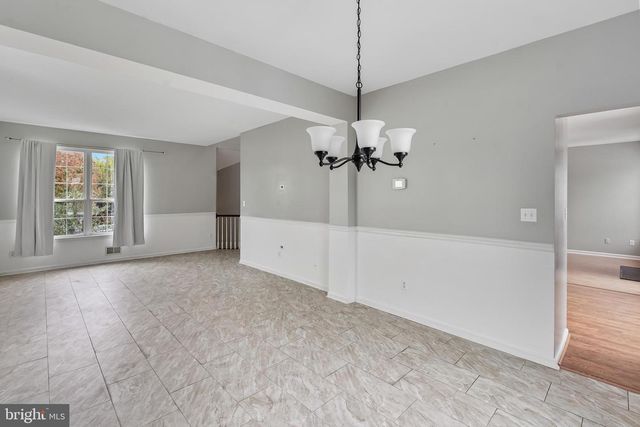 7 MOHAWK TRL, Burlington, NJ 08016