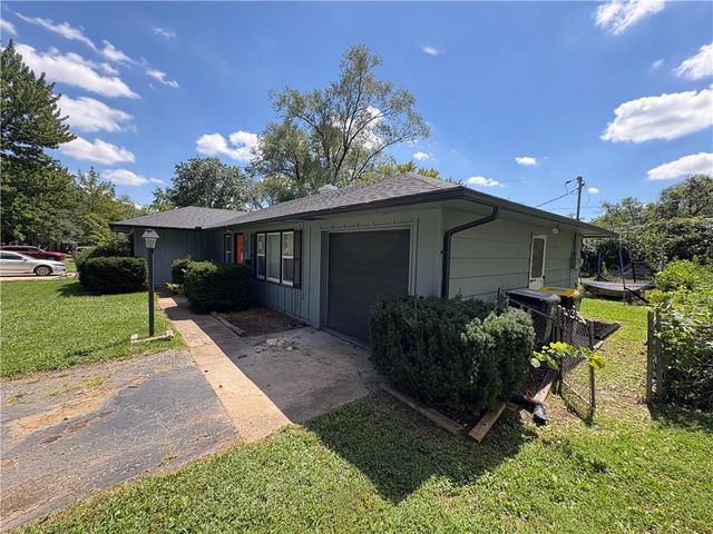 8511 E 110th Terrace, Kansas City, MO 64134