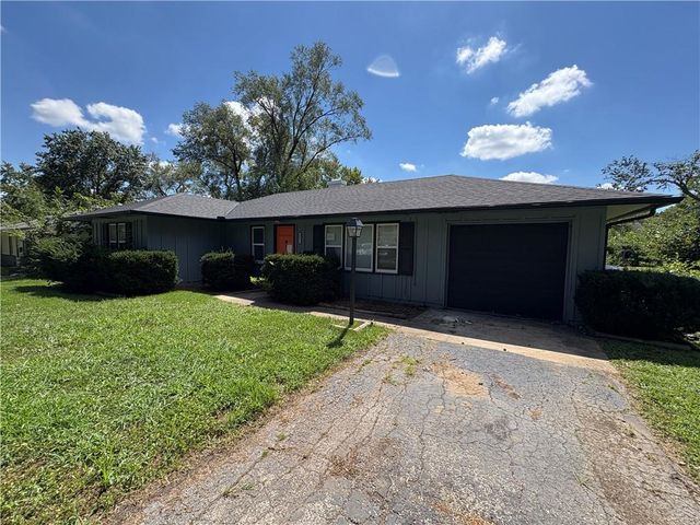 8511 E 110th Terrace, Kansas City, MO 64134