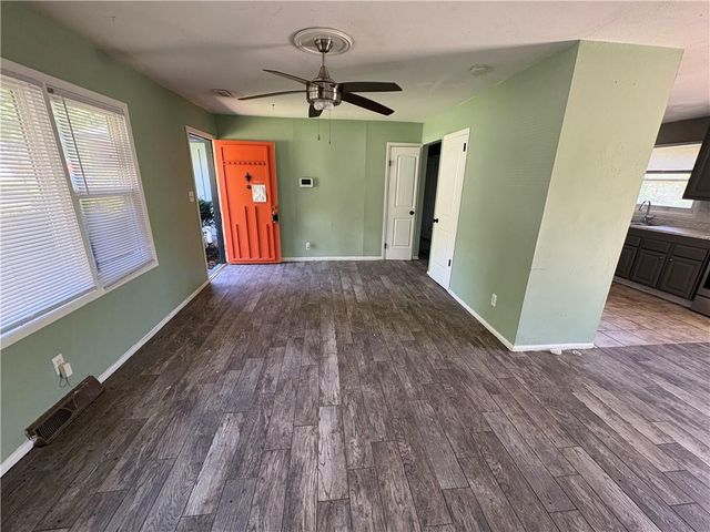 8511 E 110th Terrace, Kansas City, MO 64134