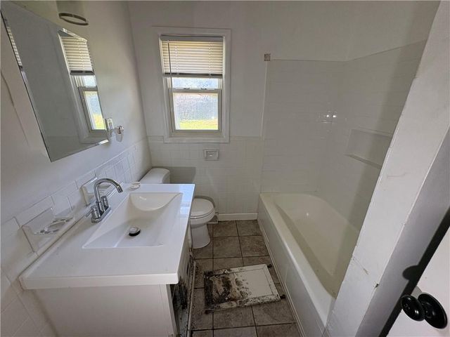 8511 E 110th Terrace, Kansas City, MO 64134