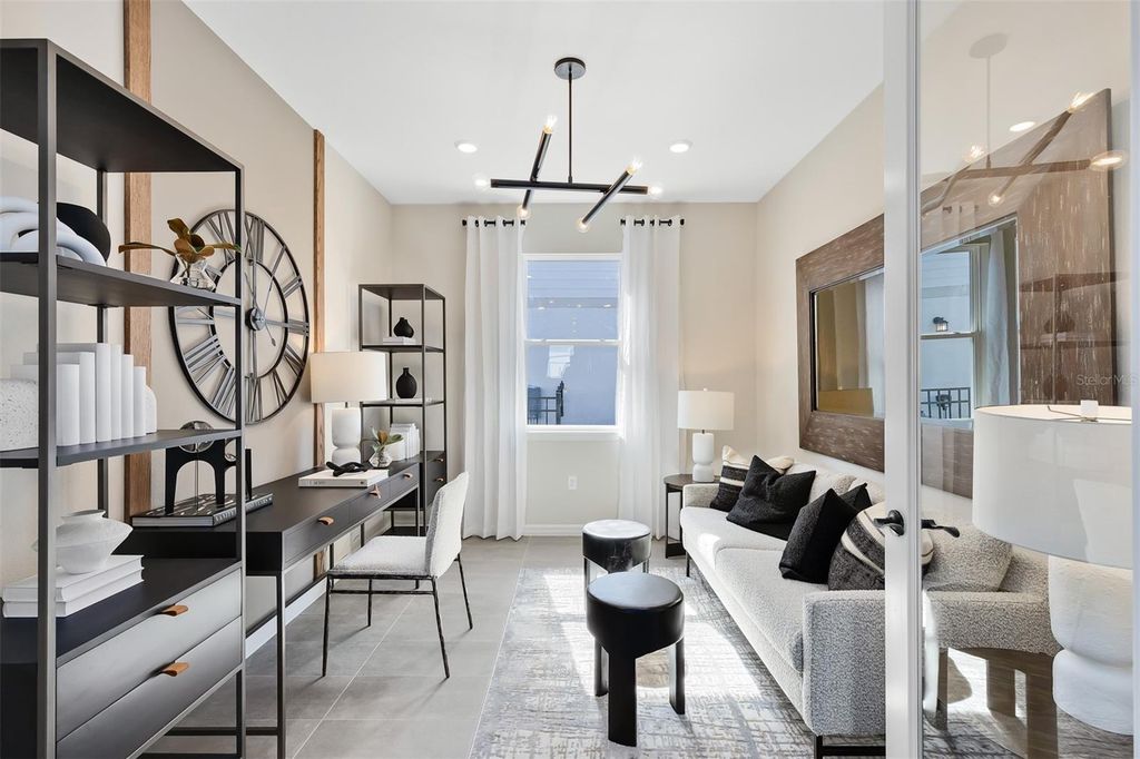 Image 9 of property listing at 6924 ROSY SKY AVENUE, Orlando, FL 32829