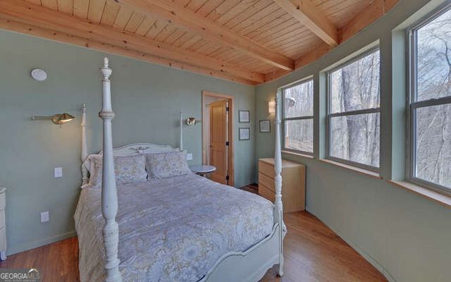 279 Collins Creek Road, Hiawassee, GA 30546