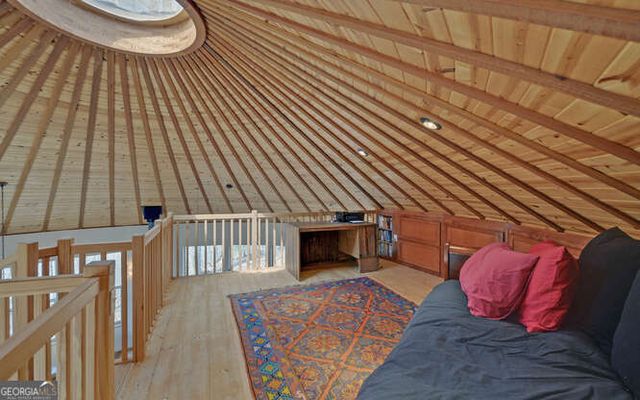 279 Collins Creek Road, Hiawassee, GA 30546