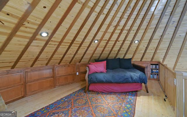 279 Collins Creek Road, Hiawassee, GA 30546