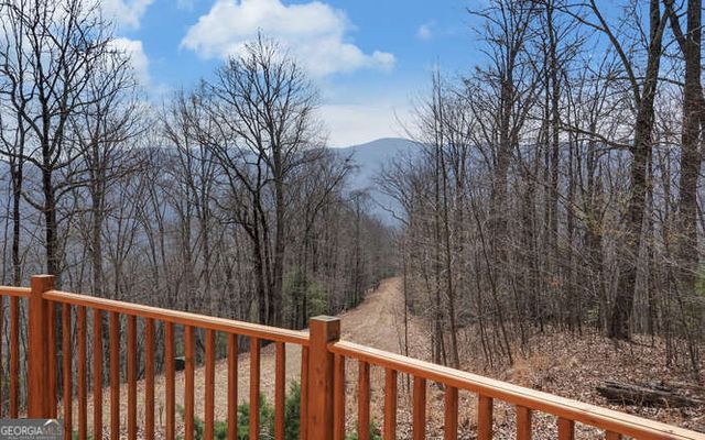 279 Collins Creek Road, Hiawassee, GA 30546