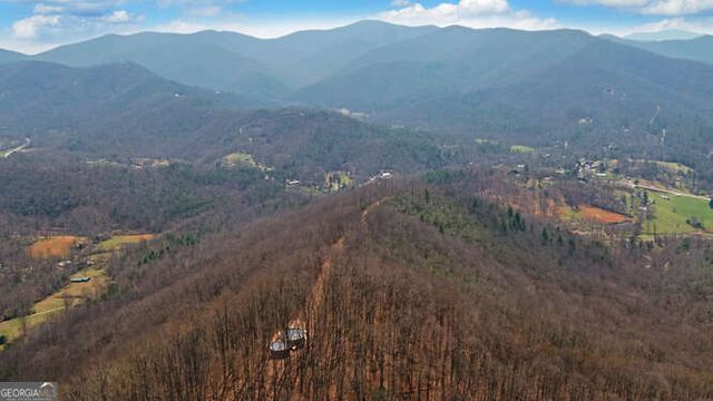 279 Collins Creek Road, Hiawassee, GA 30546