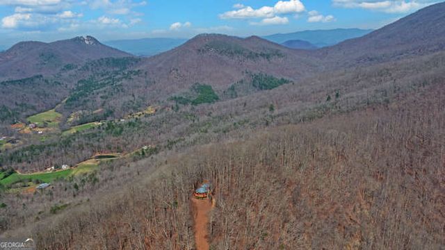 279 Collins Creek Road, Hiawassee, GA 30546