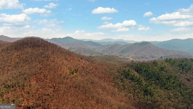 279 Collins Creek Road, Hiawassee, GA 30546