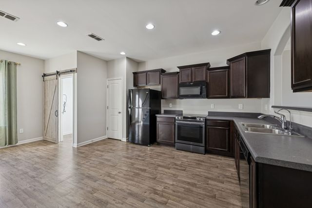 2145 Longhunter Chase Dr, Spring Hill, TN 37174