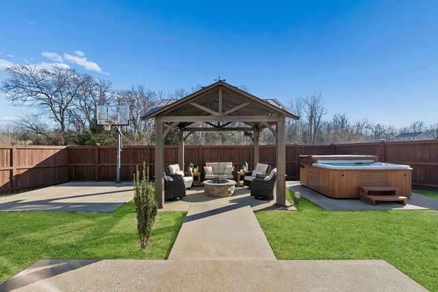 2145 Longhunter Chase Dr, Spring Hill, TN 37174