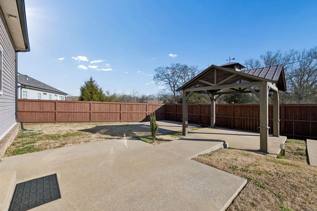 2145 Longhunter Chase Dr, Spring Hill, TN 37174