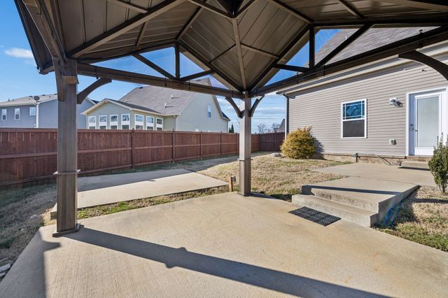 2145 Longhunter Chase Dr, Spring Hill, TN 37174