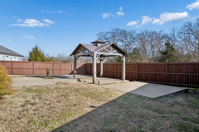 2145 Longhunter Chase Dr, Spring Hill, TN 37174