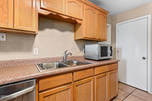 3104 Van Buren Avenue, El Paso, TX 79930