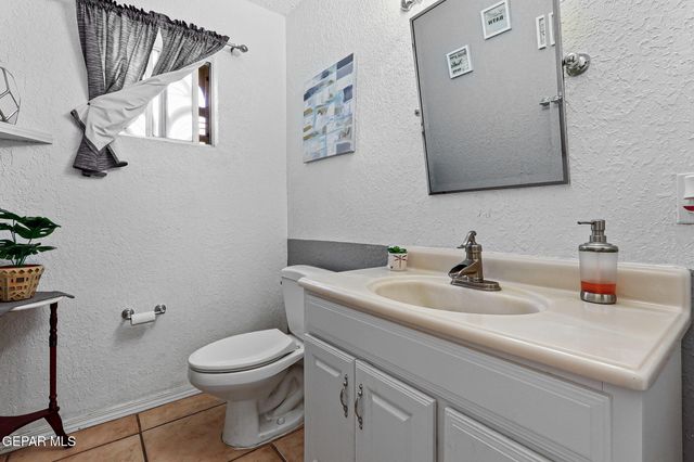 3104 Van Buren Avenue, El Paso, TX 79930