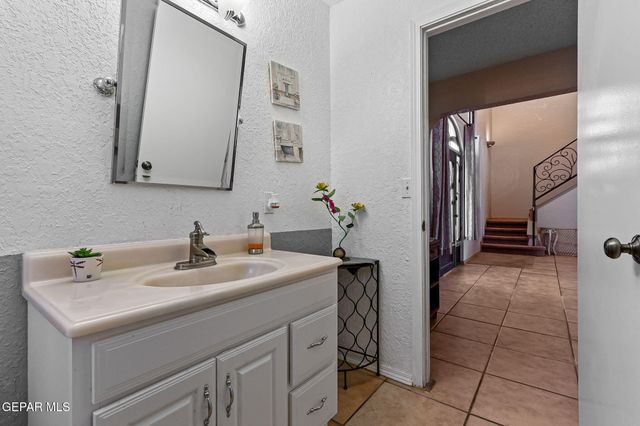 3104 Van Buren Avenue, El Paso, TX 79930