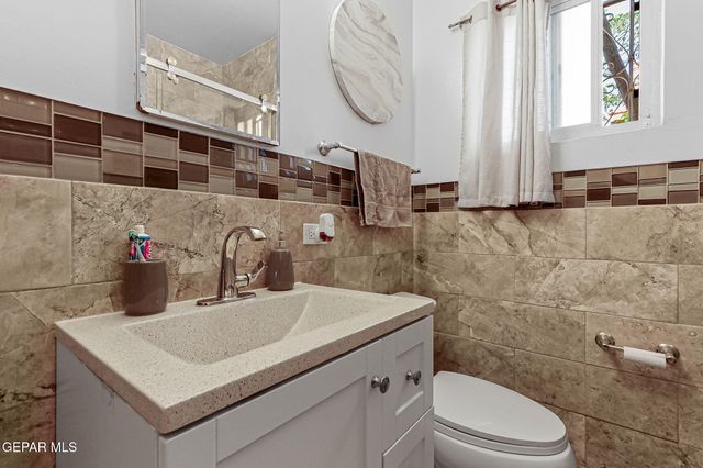 3104 Van Buren Avenue, El Paso, TX 79930