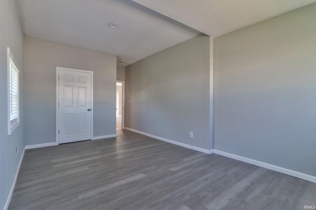 809 E Columbia Street, Evansville, IN 47711