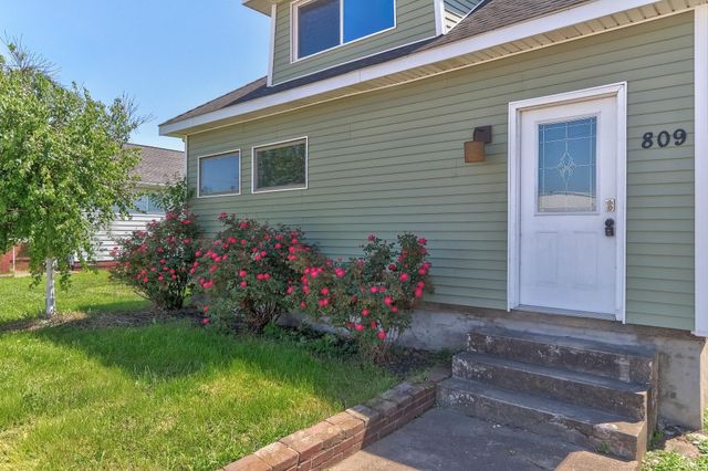 809 E Columbia Street, Evansville, IN 47711