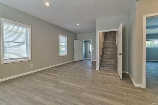 809 E Columbia Street, Evansville, IN 47711