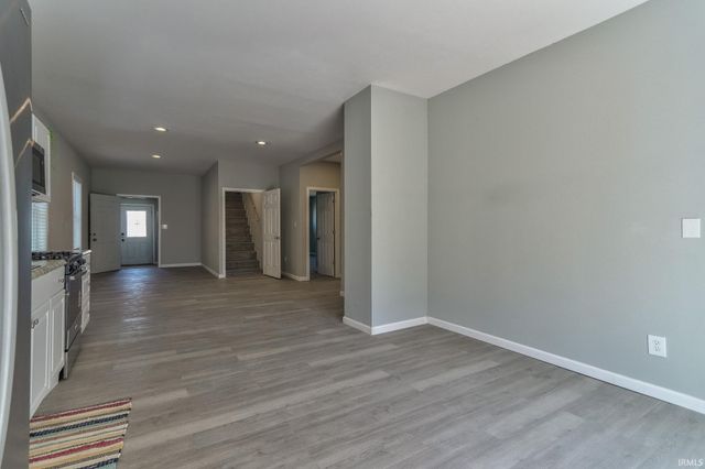 809 E Columbia Street, Evansville, IN 47711