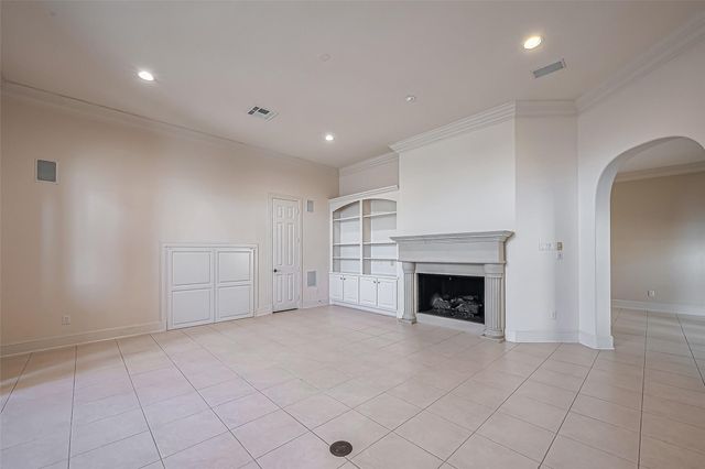14010 Barnhart Boulevard, Houston, TX 77077