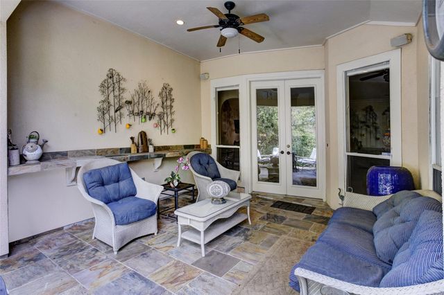 14010 Barnhart Boulevard, Houston, TX 77077