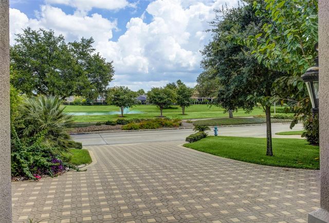 14010 Barnhart Boulevard, Houston, TX 77077