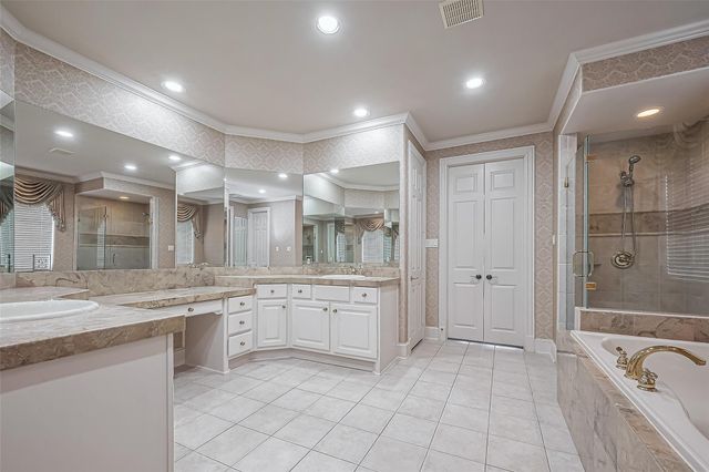 14010 Barnhart Boulevard, Houston, TX 77077