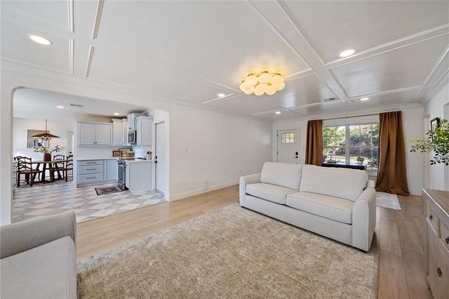 7746 WESTMORELAND DRIVE, Sarasota, FL 34243