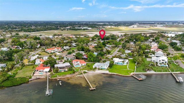 7746 WESTMORELAND DRIVE, Sarasota, FL 34243