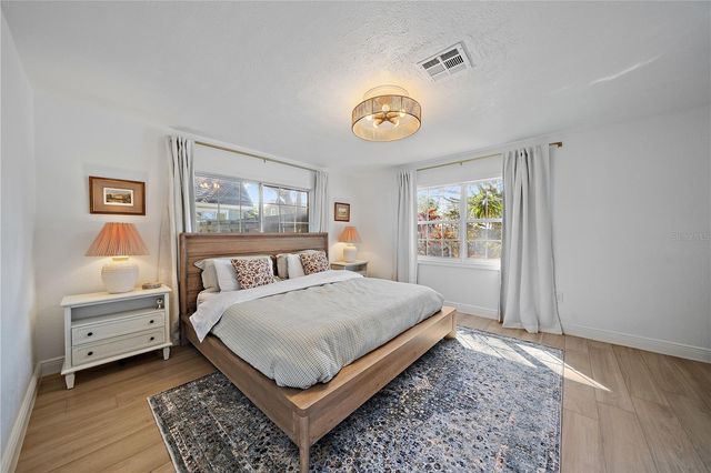 7746 WESTMORELAND DRIVE, Sarasota, FL 34243