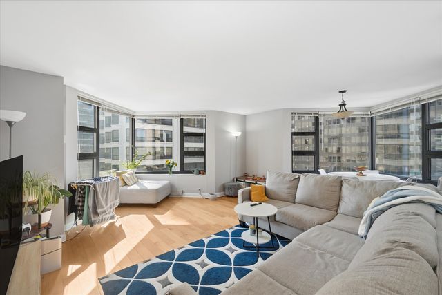 401 E Ontario Street 2902, Chicago, IL 60611