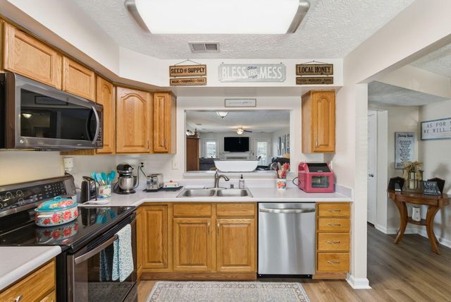 136 Wilderness Cove, Georgetown, KY 40324