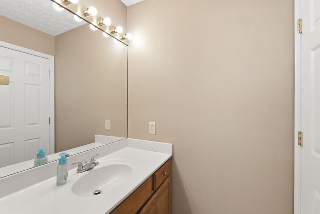 136 Wilderness Cove, Georgetown, KY 40324