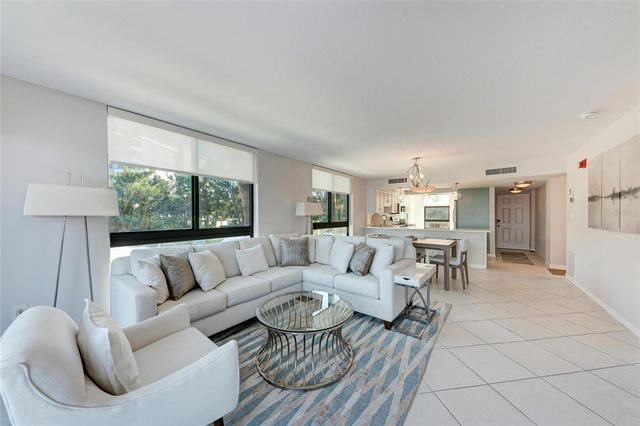 1510 1ST AVENUE W 205, Bradenton, FL 34205