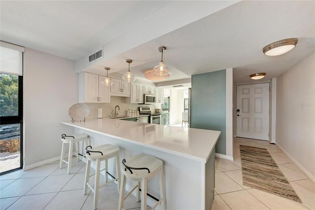 1510 1ST AVENUE W 205, Bradenton, FL 34205