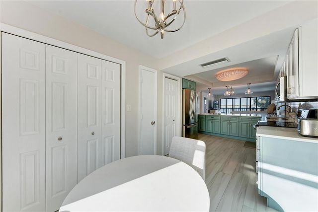 1510 1ST AVENUE W 205, Bradenton, FL 34205