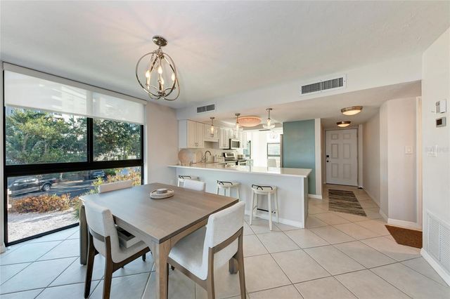 1510 1ST AVENUE W 205, Bradenton, FL 34205