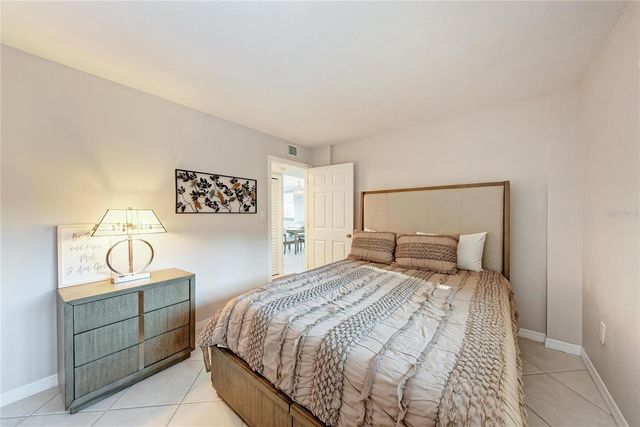 1510 1ST AVENUE W 205, Bradenton, FL 34205