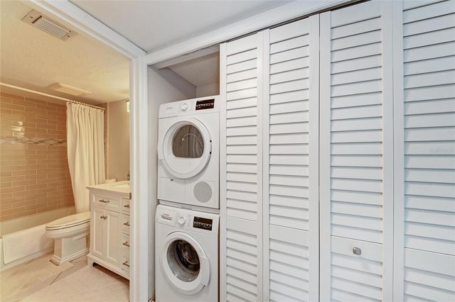 1510 1ST AVENUE W 205, Bradenton, FL 34205