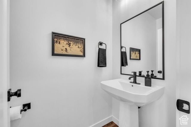 5930 CARDIFF PASS RD, Mountain Green, UT 84050