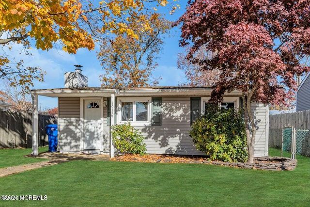 1935 New Street, Toms River, NJ 08753