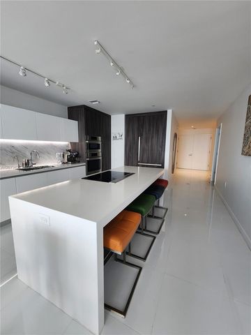 851 NE 1st Avenue 3801, Miami, FL 33132