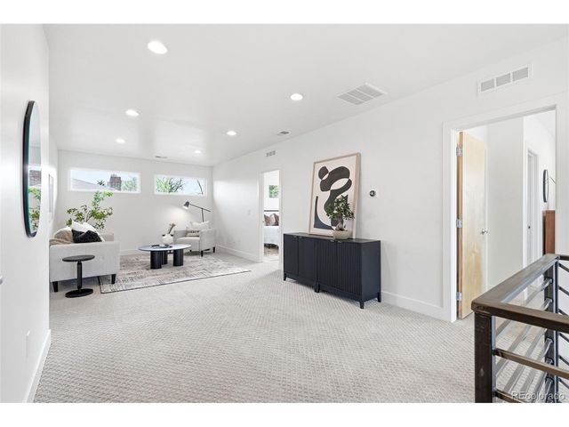 2379 Ivanhoe St, Denver, CO 80207