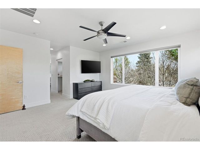 2379 Ivanhoe St, Denver, CO 80207