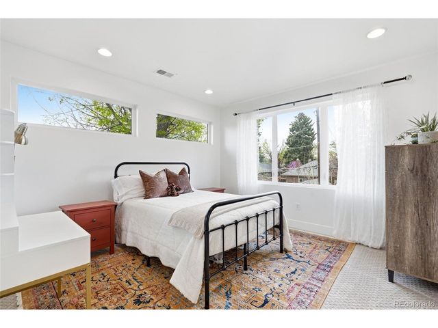 2379 Ivanhoe St, Denver, CO 80207