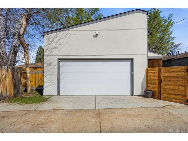 2379 Ivanhoe St, Denver, CO 80207