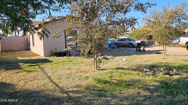 20 S 30TH Avenue, Phoenix, AZ 85009